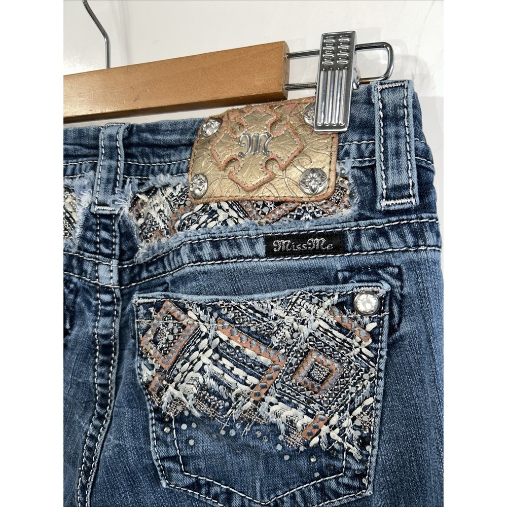 Women's Miss Me Jeans Signature Boot Jeans Sz 26 Embellished NO Pilling